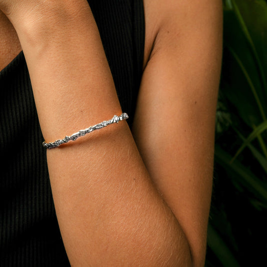INCHATO SILVER BANGLE