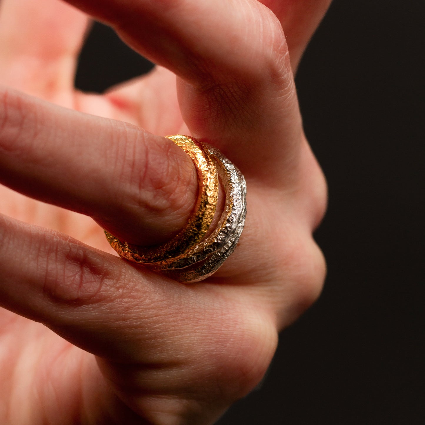 INCHATO BOLD GOLD RING