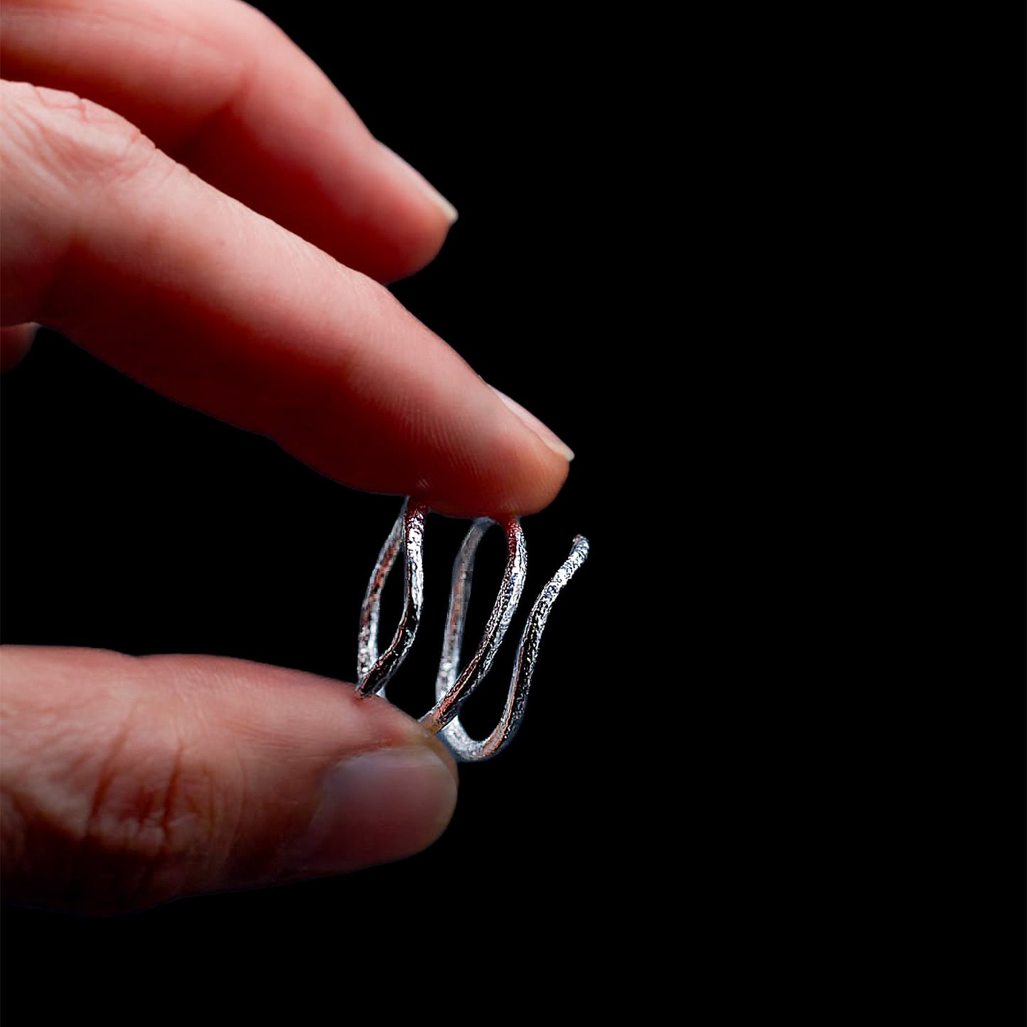 INCHATO SLIM SPIRAL RING
