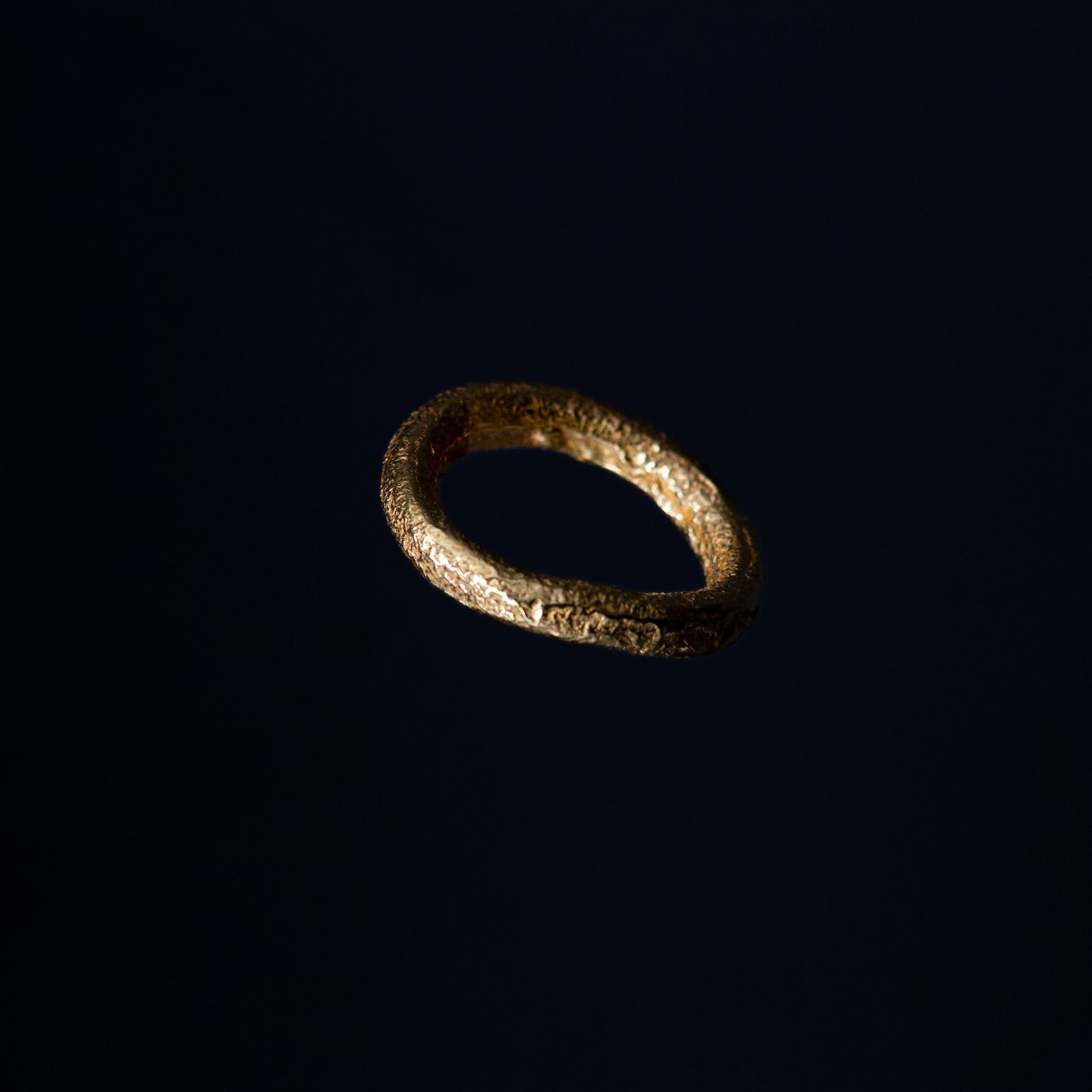INCHATO BOLD GOLD RING