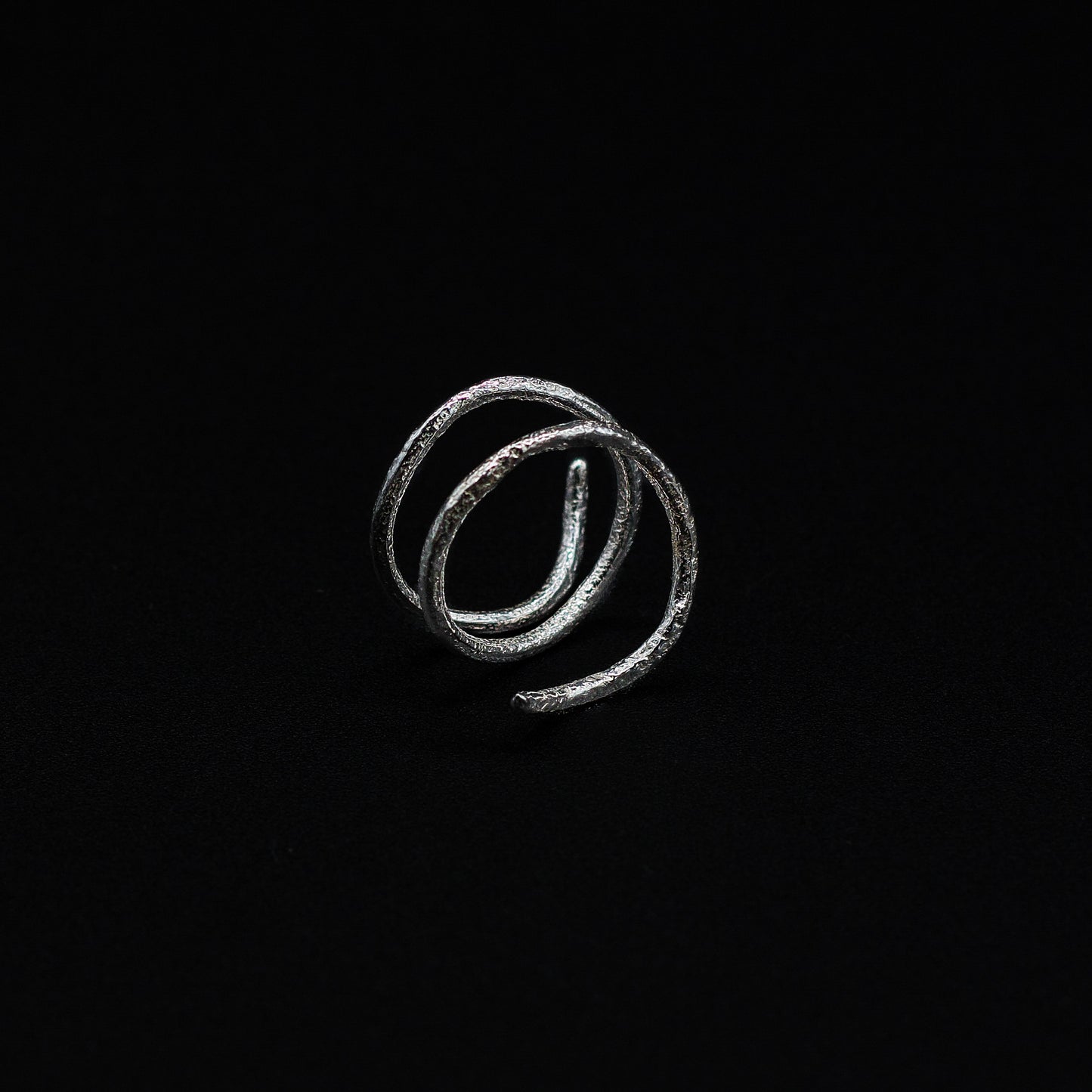 INCHATO SLIM SPIRAL RING