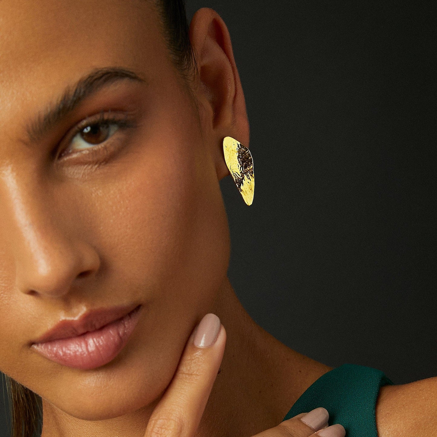 OSHI I GOLD EARRINGS