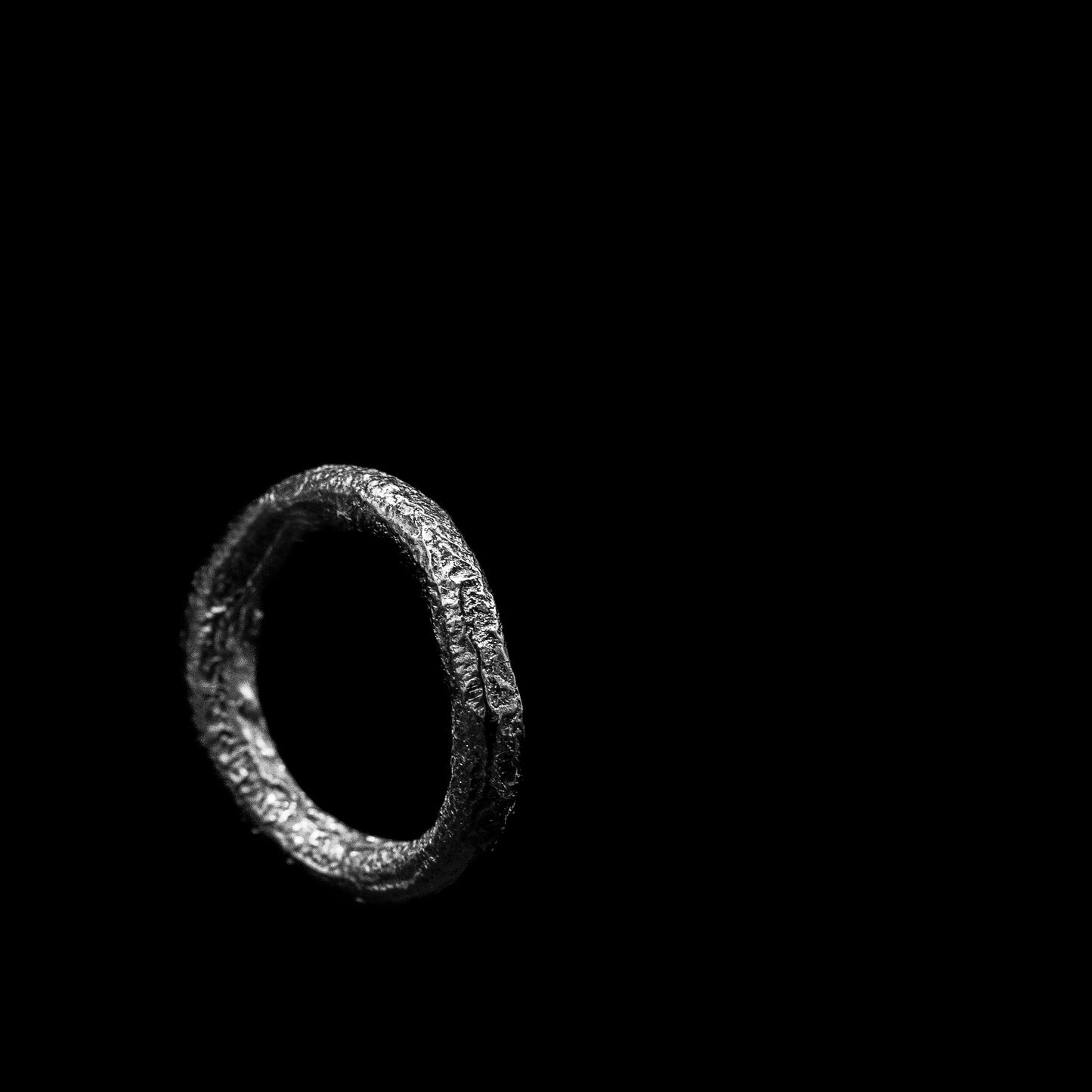 INCHATO BOLD SILVER RING