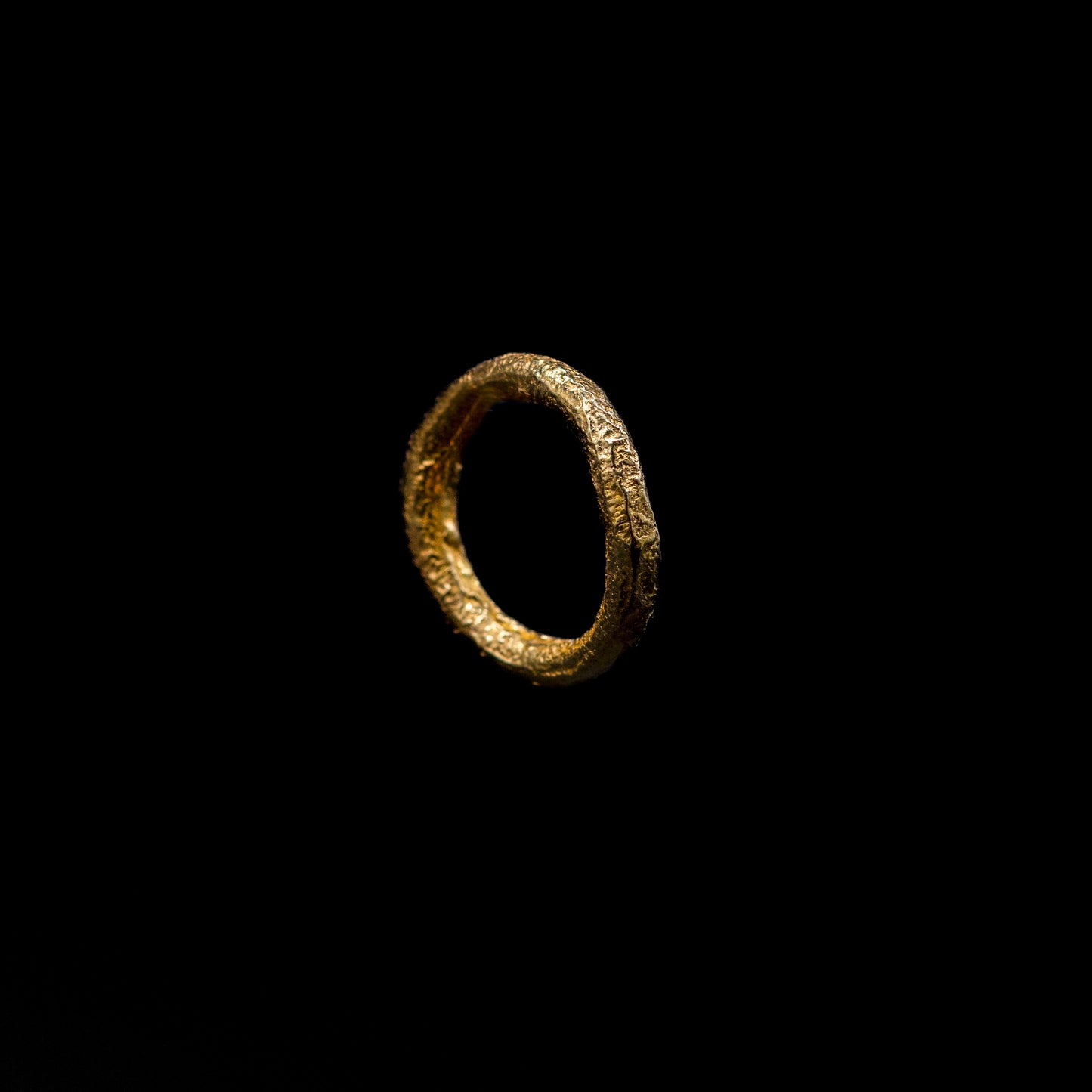INCHATO BOLD GOLD RING