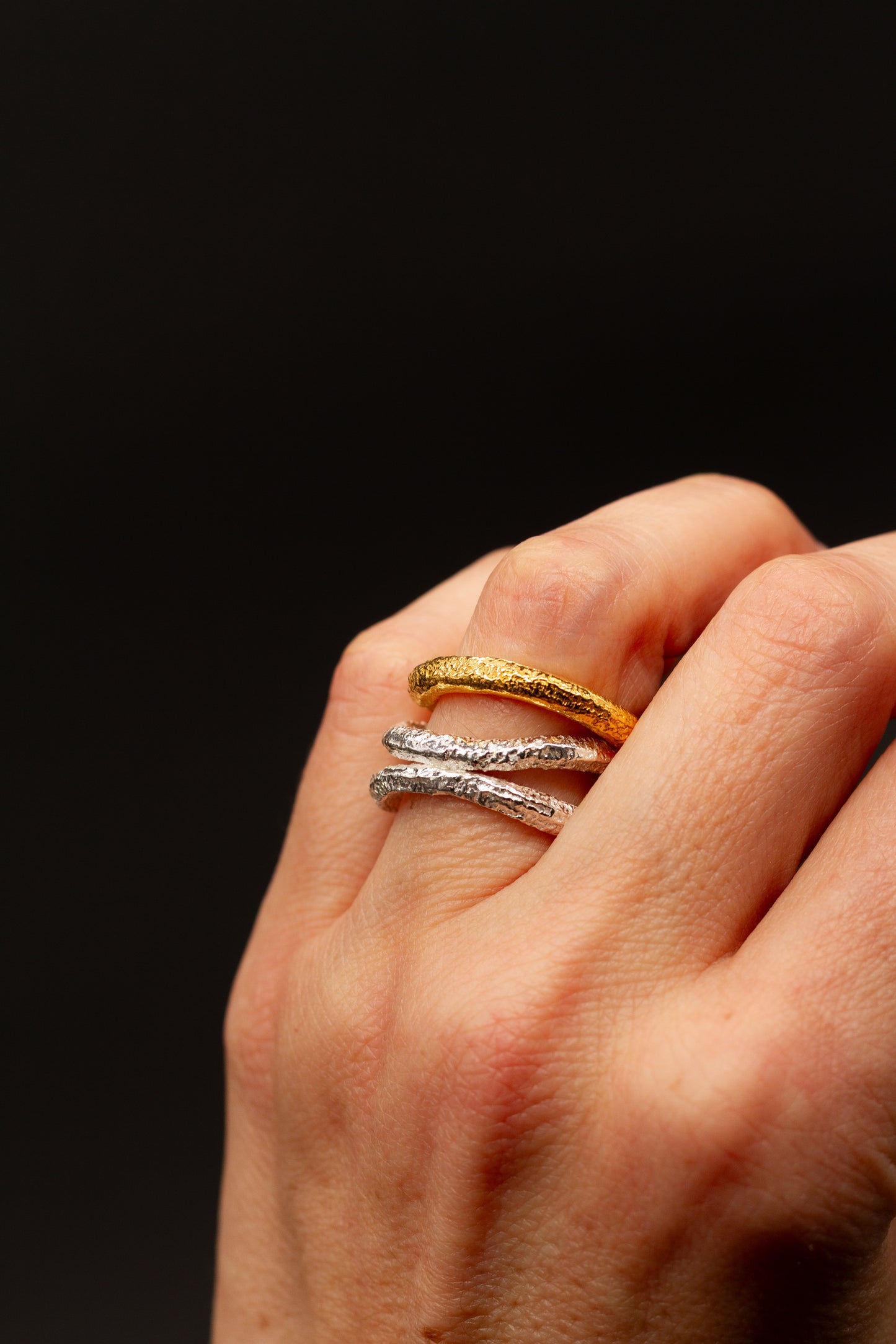 INCHATO DOUBLE BOLD SILVER RING