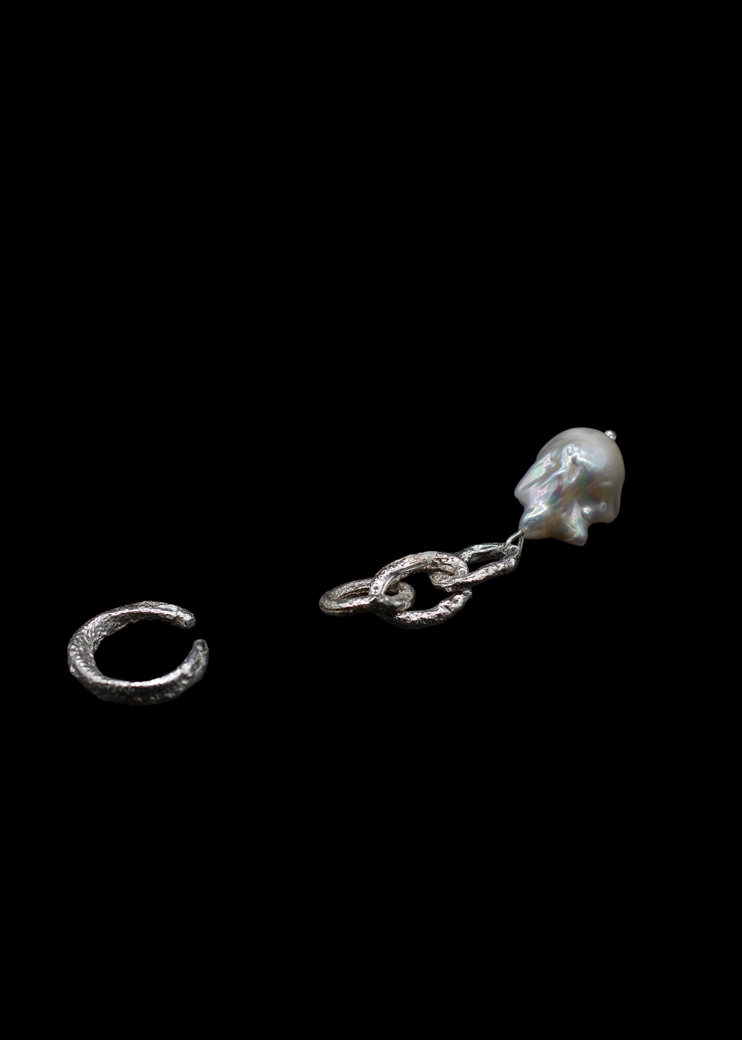 INCHATO PEARL EARCUFF