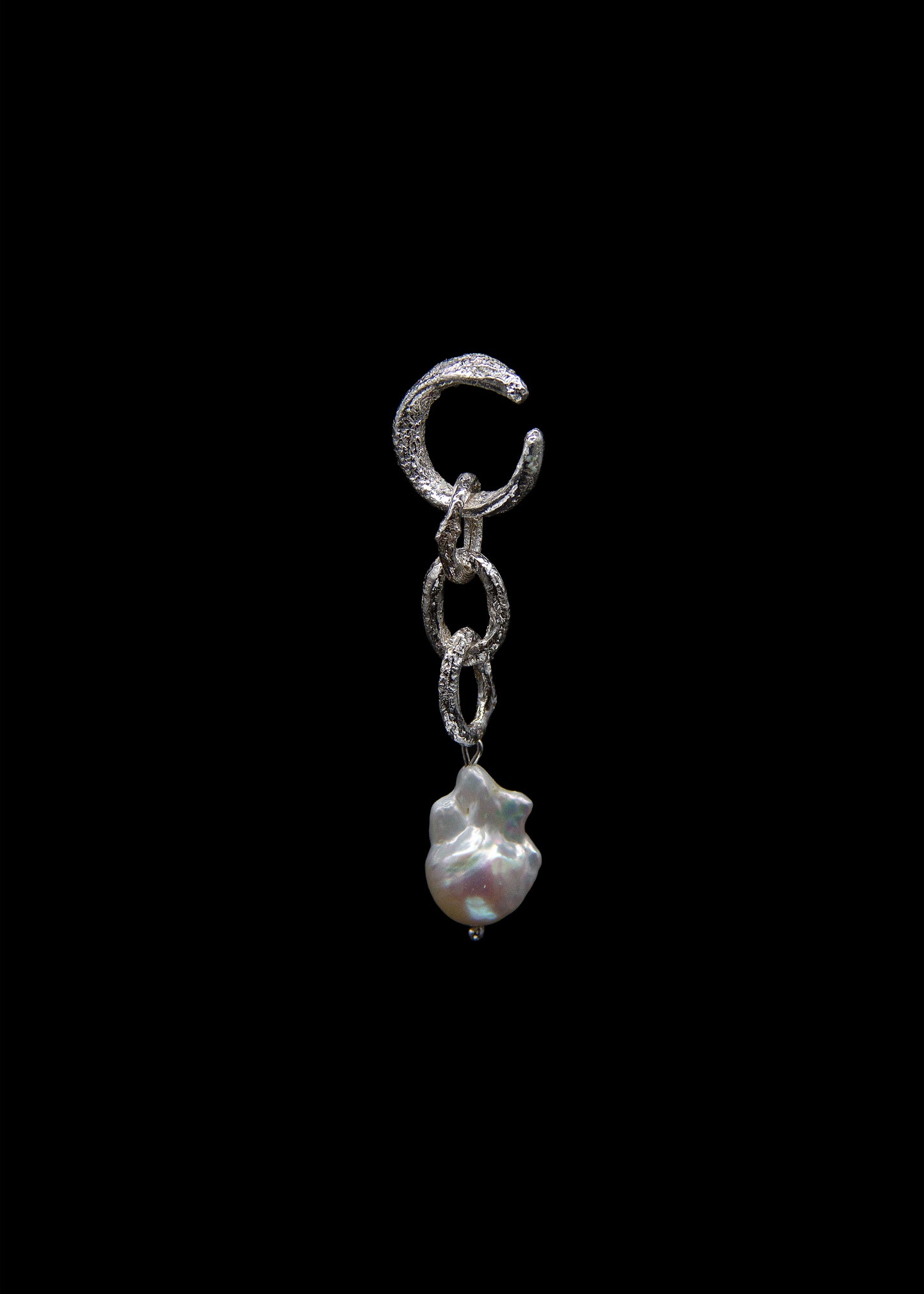 INCHATO PEARL EARCUFF
