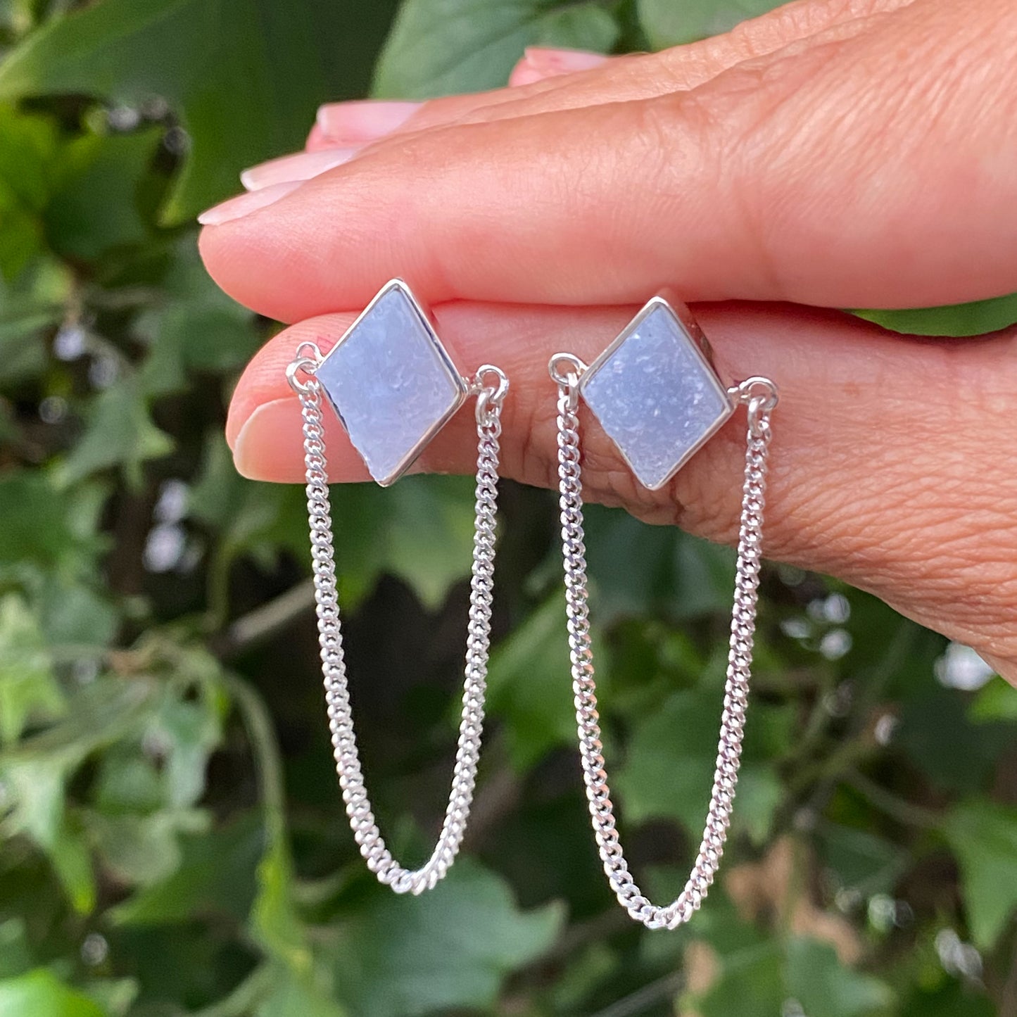 PUYTU EARRINGS CHALCEDONY